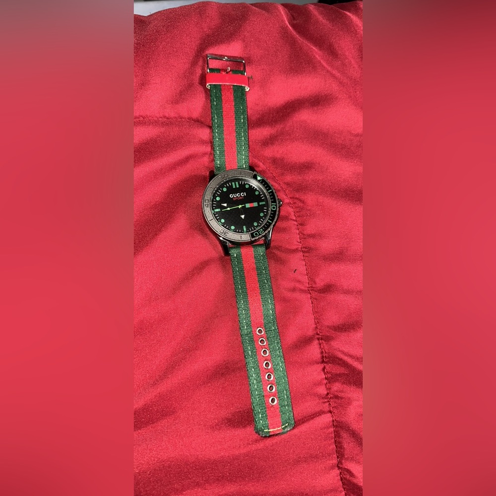 Gucci sport watch